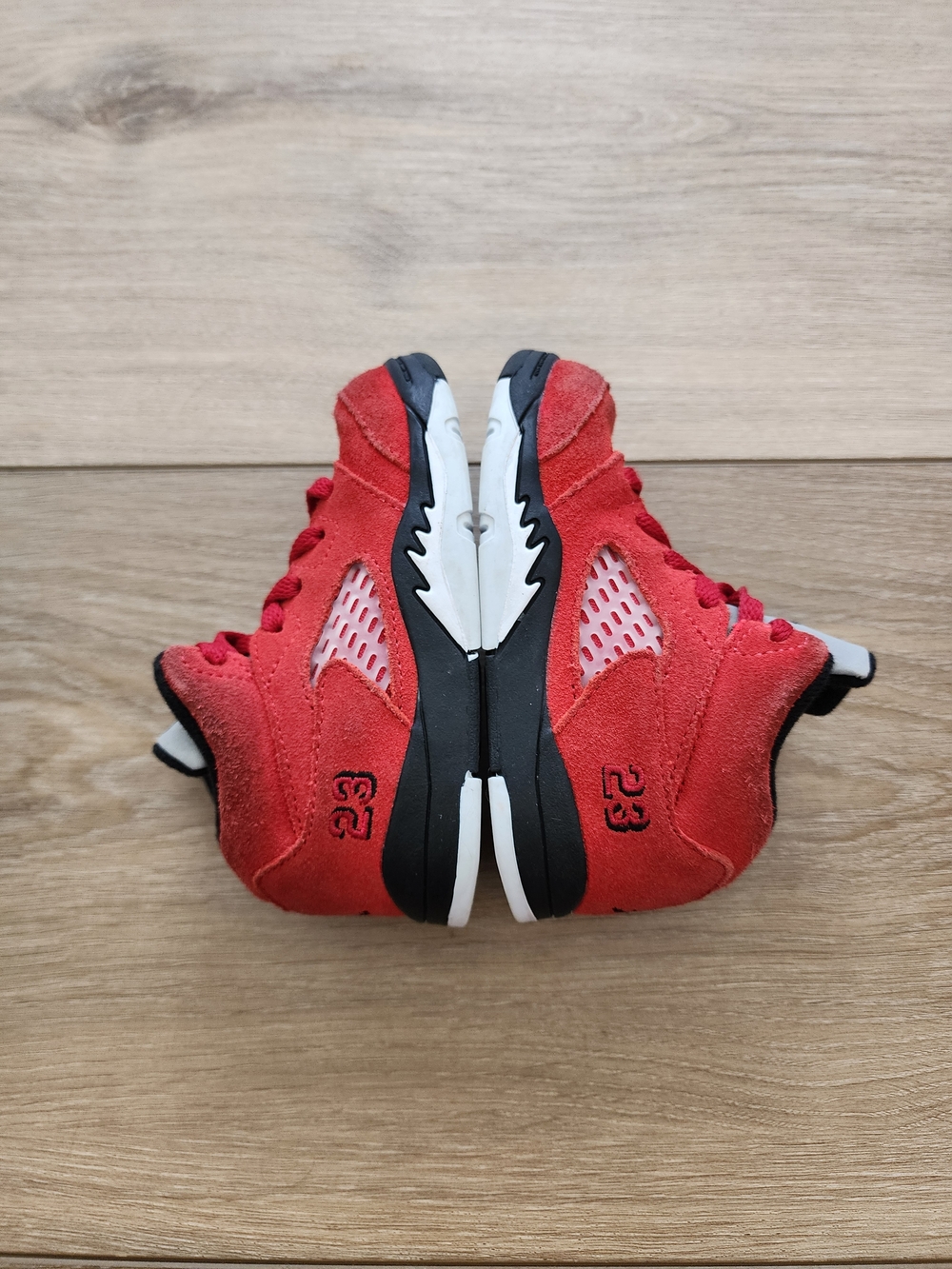 Jordan 5 Raging Bulls - Picture 4 of 7